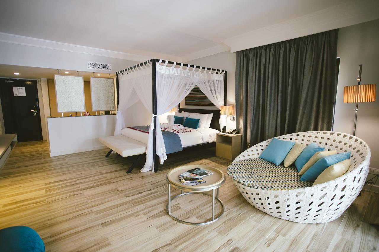 Sand & Sandals Desaru Beach Resort & Spa Экстерьер фото Deluxe Ocean View