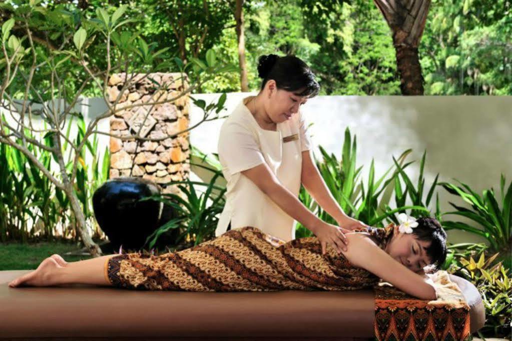 Sand & Sandals Desaru Beach Resort & Spa Экстерьер фото Thai massage